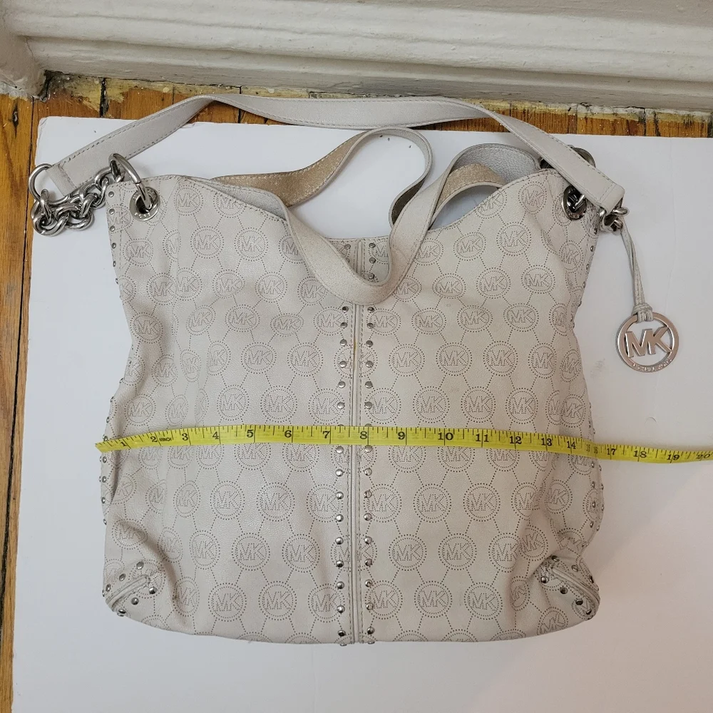 Michael Kors Astor Large Studded‎ Hobo Bag EUC Quiet Luxury Minimalist